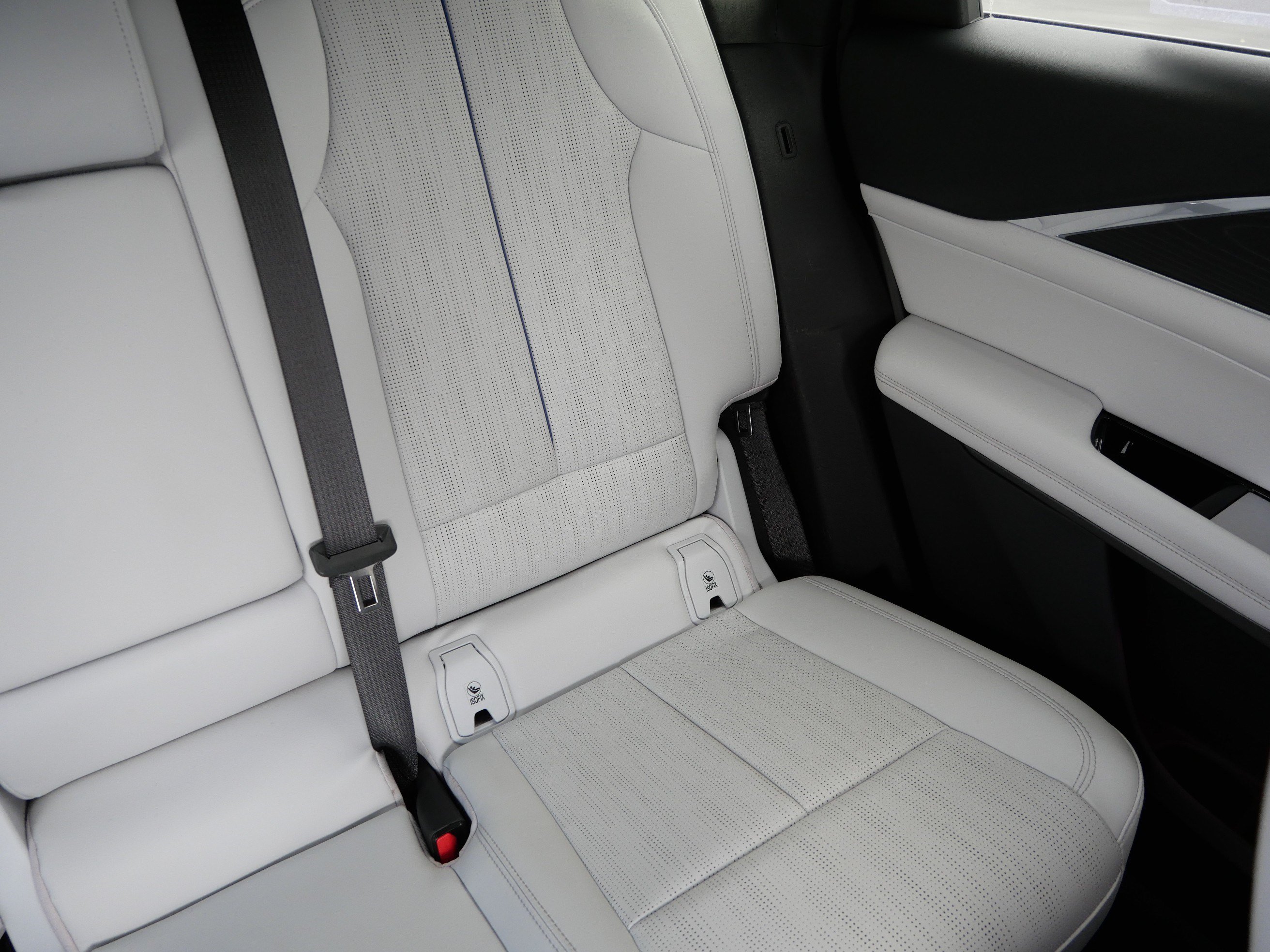 Certified 2024 Cadillac Lyriq Sport AWD/4WD image 14