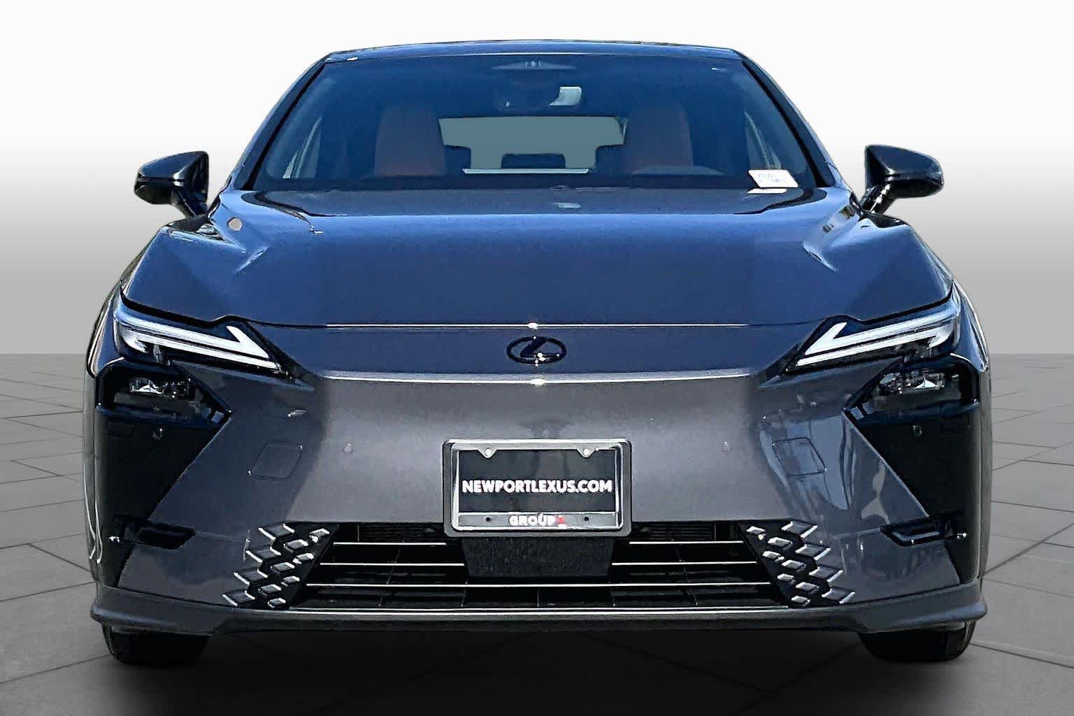 New 2026 Lexus ES 350e w/ Convenience Package FWD image 3
