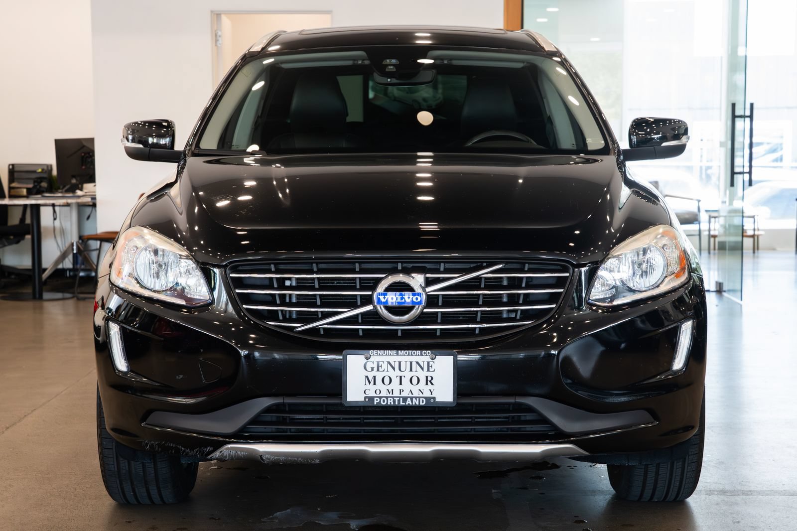 Used 2015 Volvo XC60 T5 Premier FWD image 2