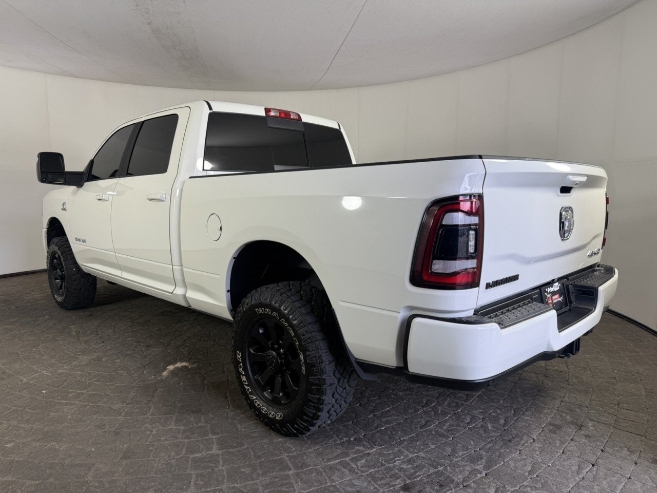 Used 2024 RAM 3500 Laramie w/ Night Edition AWD/4WD image 6