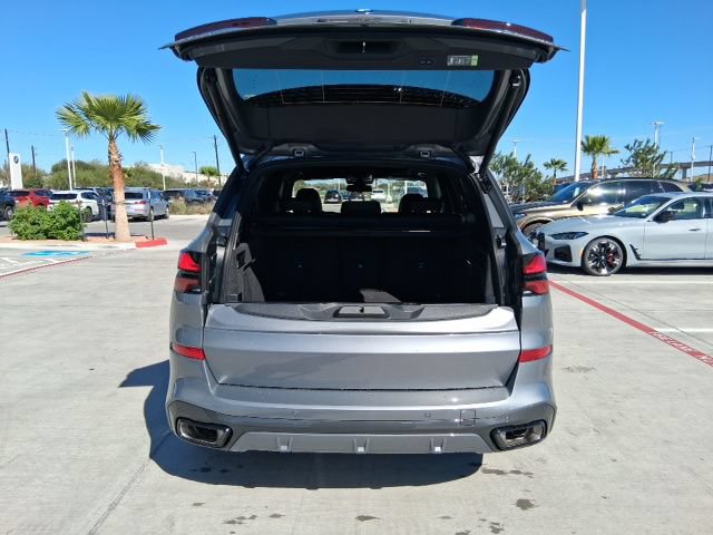 New 2026 BMW X5 xDrive40i w/ M Sport Package AWD/4WD image 6