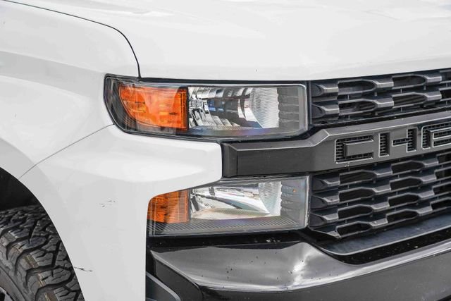 Used 2020 Chevrolet Silverado 1500 Custom Trail Boss w/ Custom Convenience Package image 2