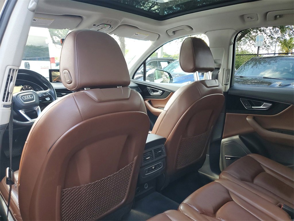 Used 2019 Audi Q7 3.0T Premium Plus w/ Premium Plus Package image 14
