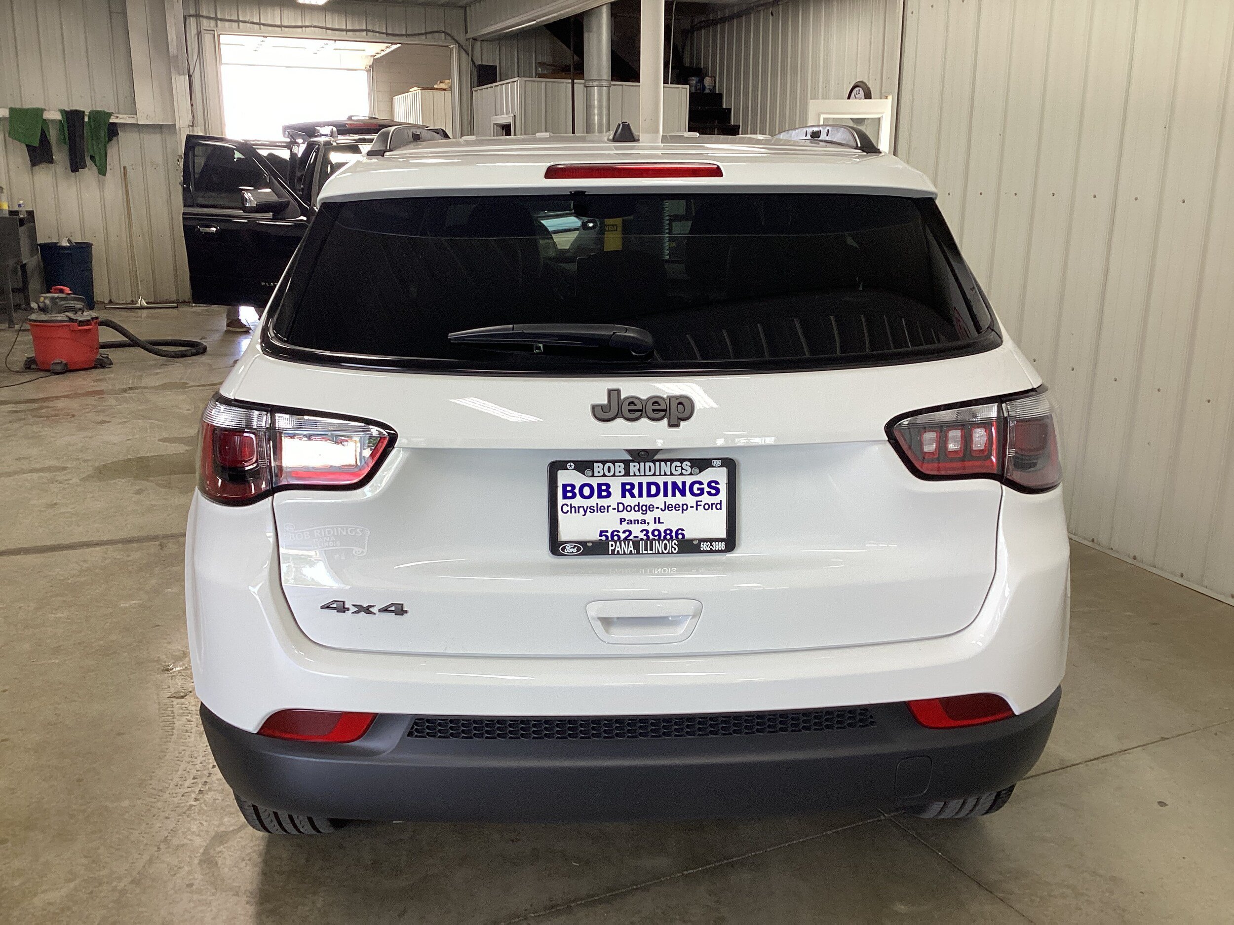 New 2026 Jeep Compass Latitude AWD/4WD image 4
