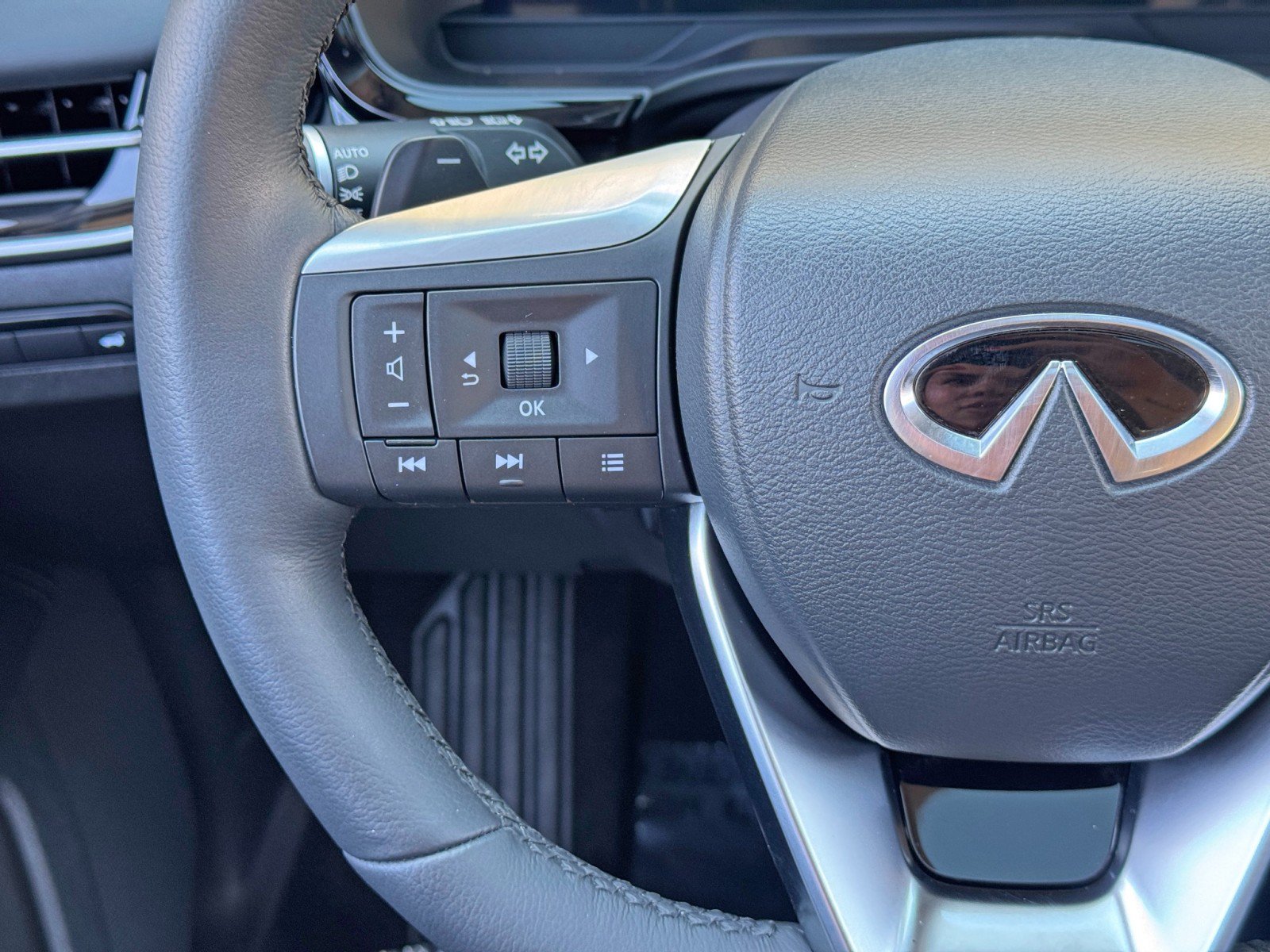 Used 2026 INFINITI QX60 Luxe w/ Cargo Package FWD image 23