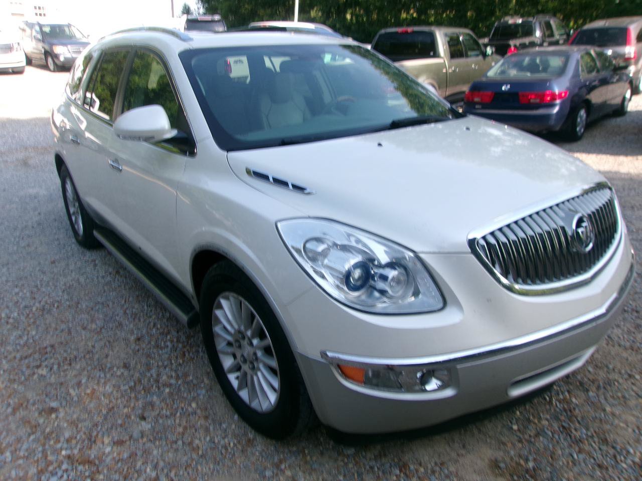 Used 2008 Buick Enclave CXL w/ Entertainment Package #2 FWD image 3