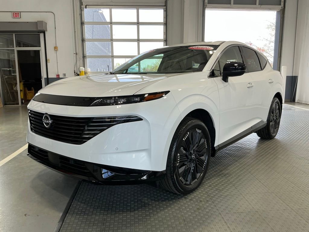 Used 2025 Nissan Murano Platinum image 2