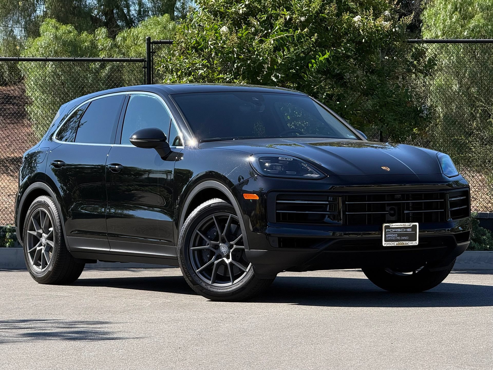 Certified 2024 Porsche Cayenne AWD/4WD image 9