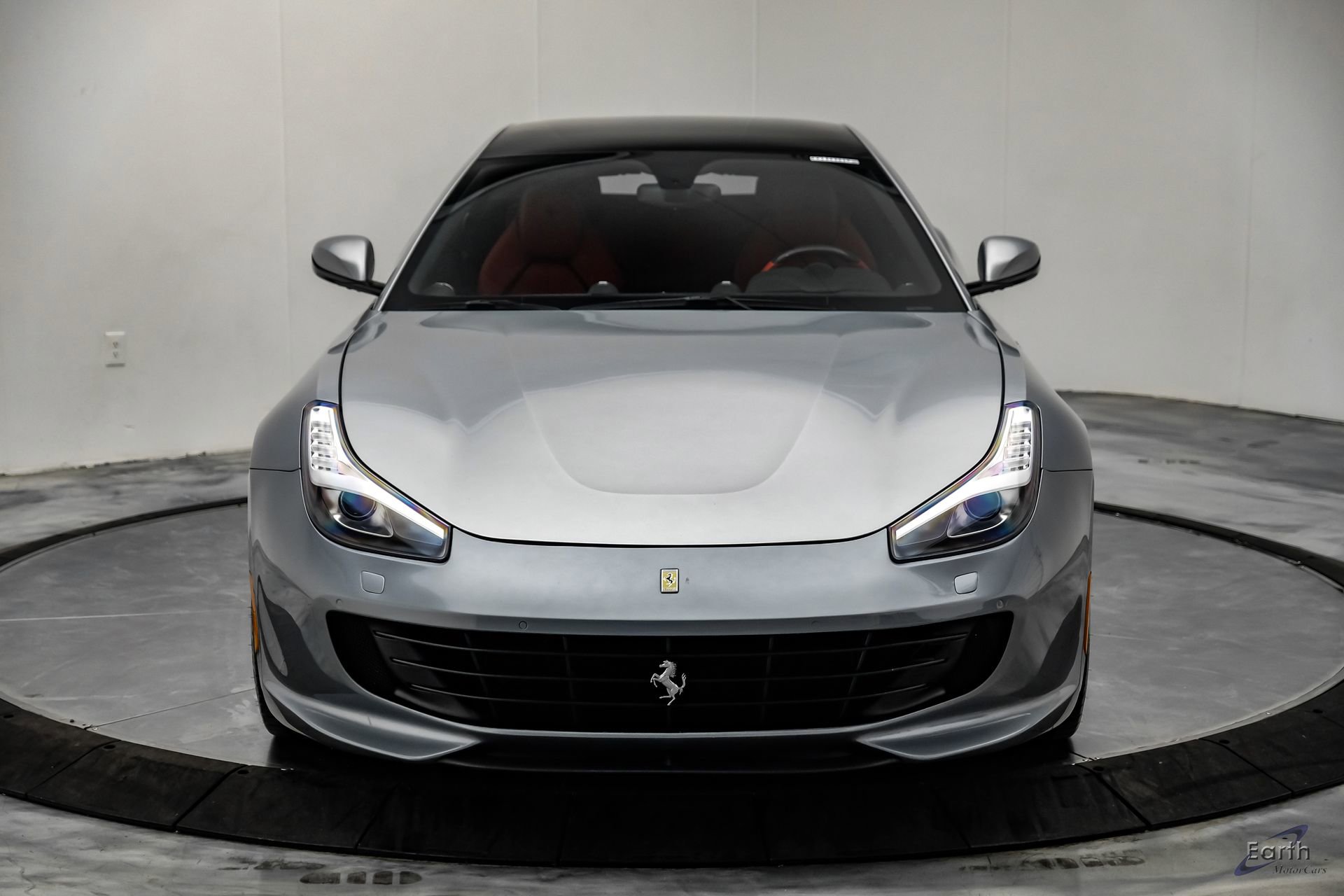Used 2018 Ferrari GTC4Lusso AWD/4WD image 34