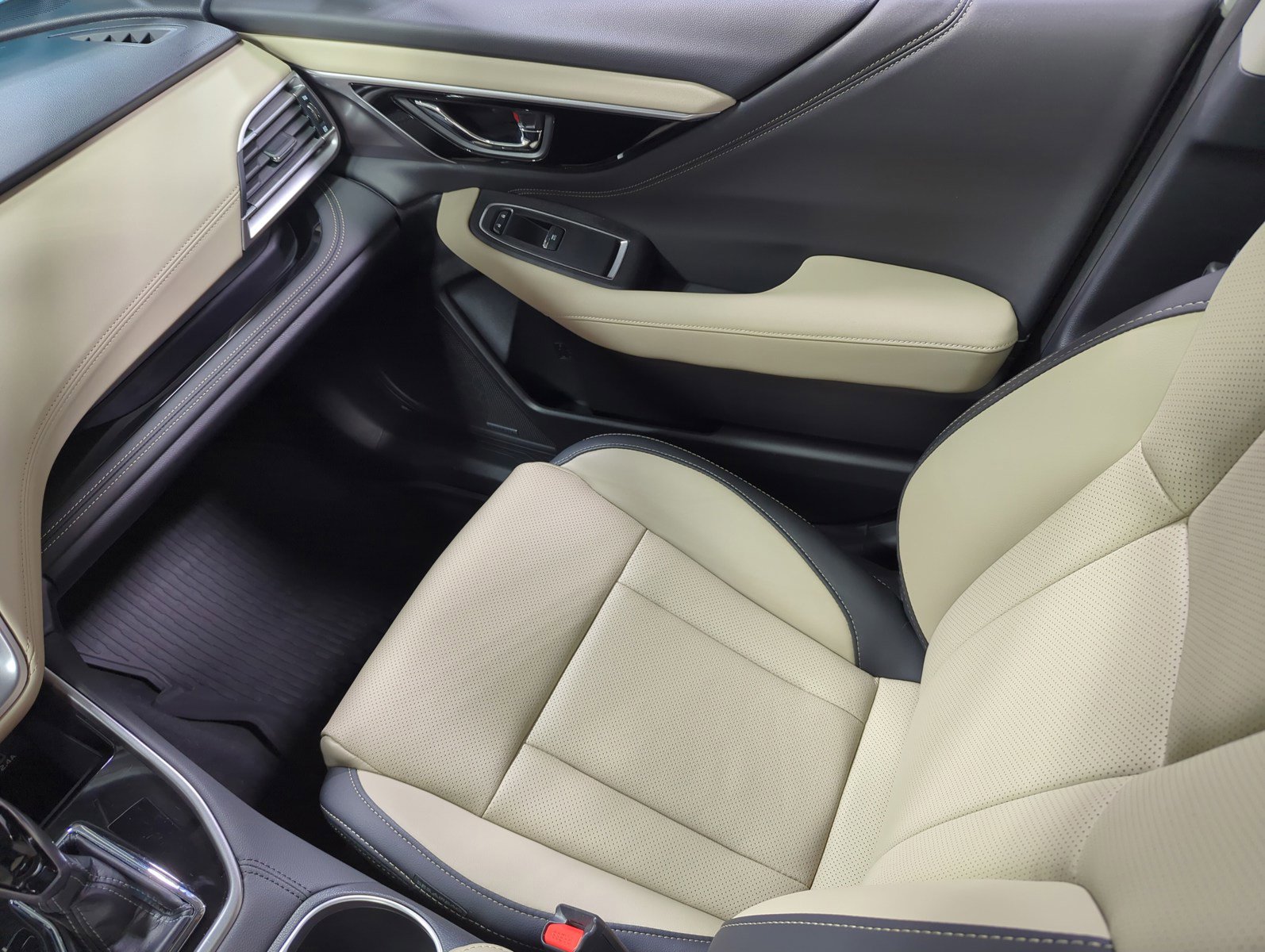 Used 2024 Subaru Outback Limited image 11