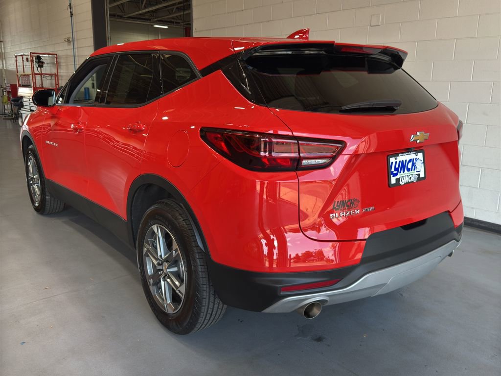 Used 2025 Chevrolet Blazer LT image 42