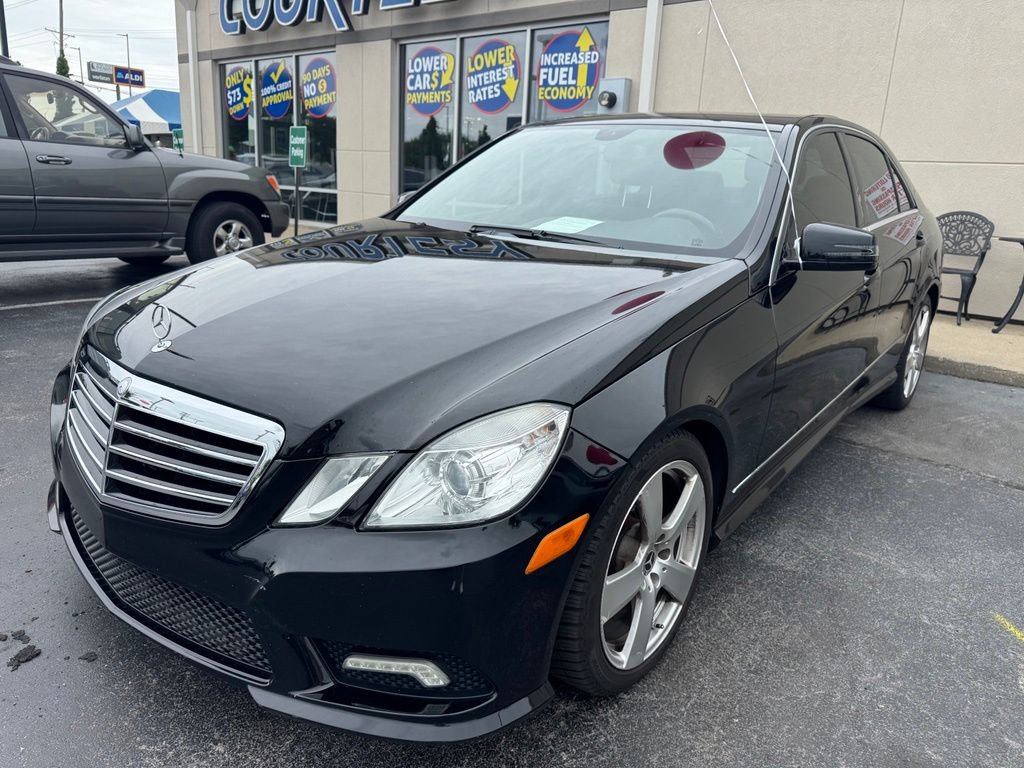 Used 2011 Mercedes-Benz E 350 4MATIC Sedan image 1