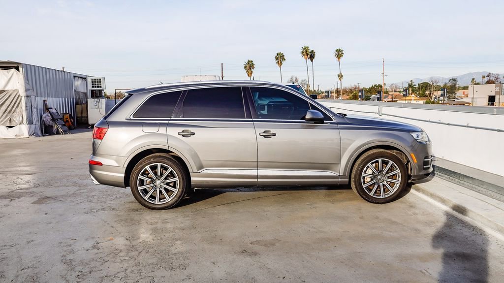 Used 2017 Audi Q7 3.0T Premium Plus image 13