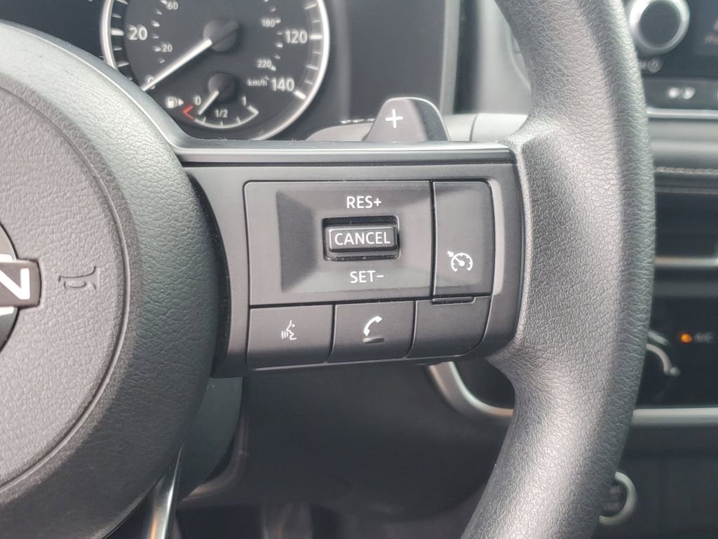 Used 2023 Nissan Rogue S FWD image 19