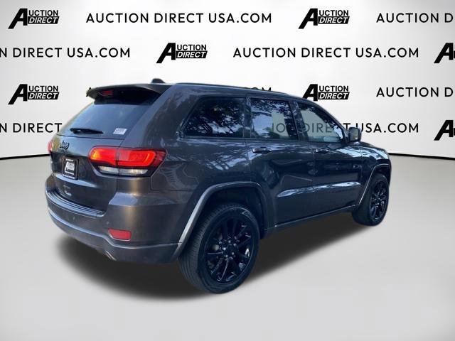 Used 2021 Jeep Grand Cherokee Laredo X AWD/4WD image 24