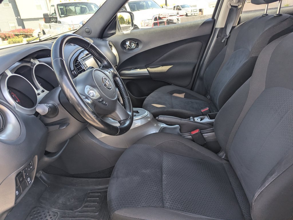 Used 2015 Nissan Juke SV w/ Technology Package AWD/4WD image 14