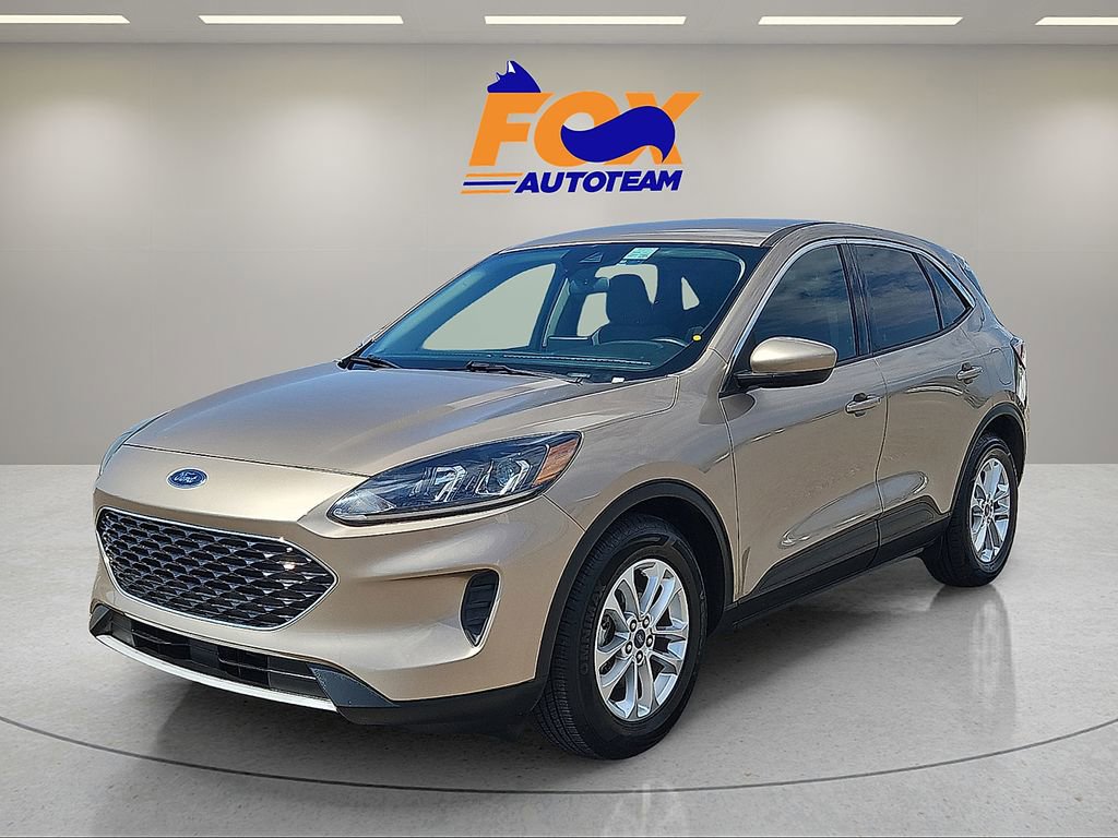 Used 2020 Ford Escape SE image 1