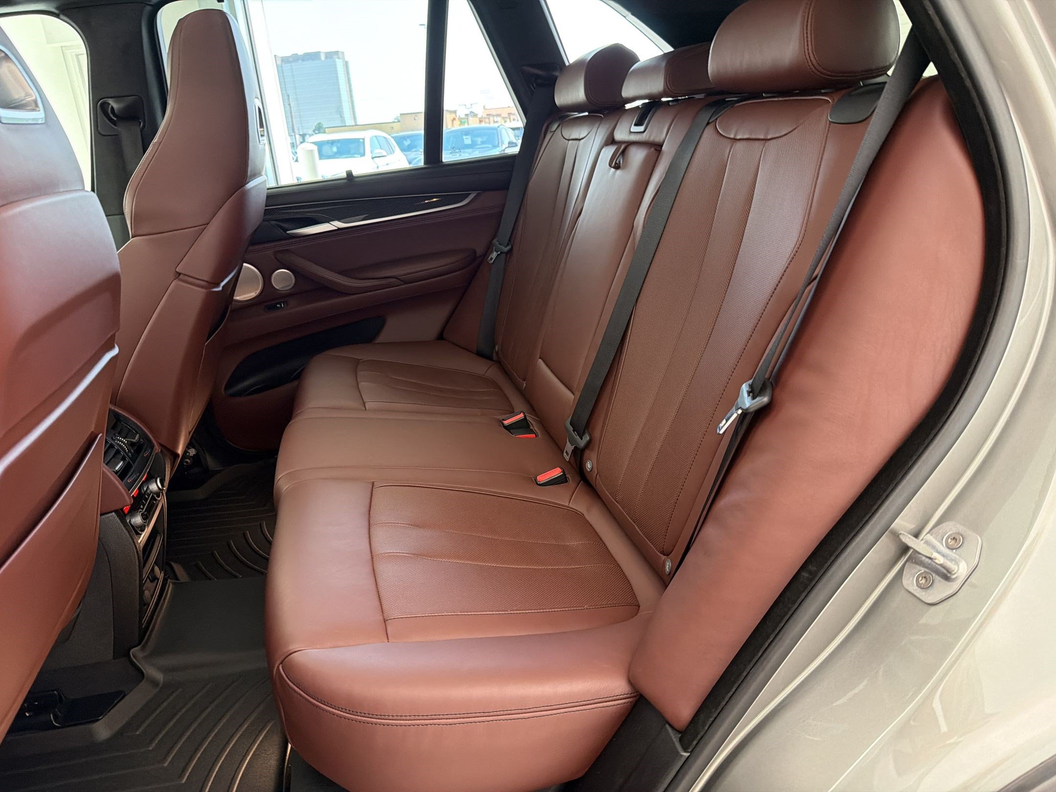 Used 2017 BMW X5 M AWD/4WD image 24