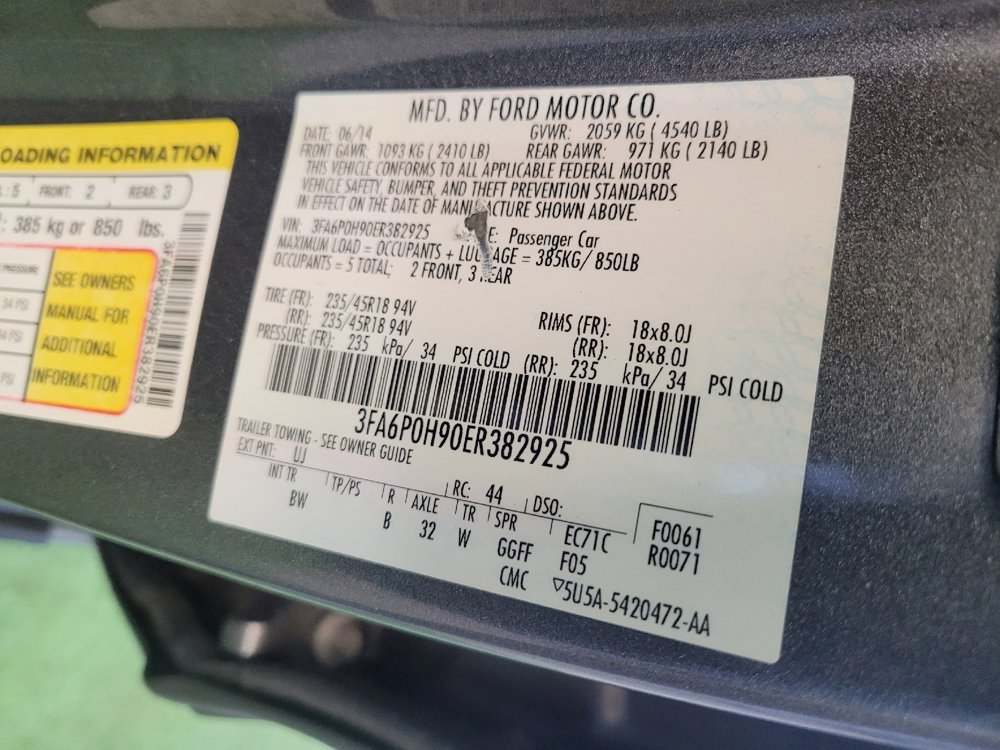 Used 2014 Ford Fusion SE w/ Equipment Group 202A FWD image 33