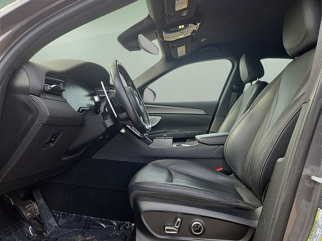 Used 2024 Maserati Grecale GT image 25