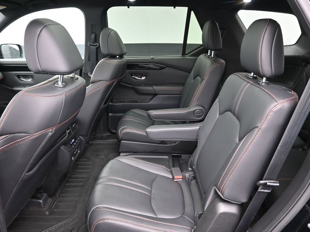 Certified 2023 Honda Pilot TrailSport image 25