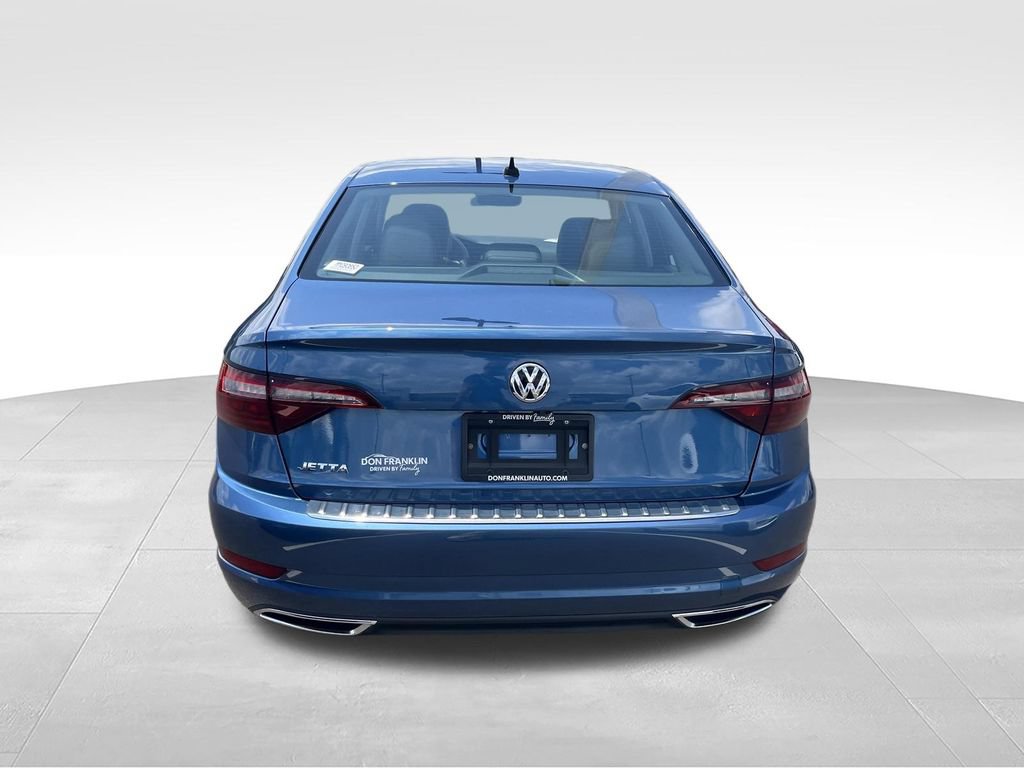 Used 2021 Volkswagen Jetta SEL Premium FWD image 4