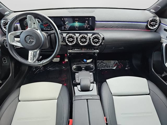 Used 2021 Mercedes-Benz A 220 image 11