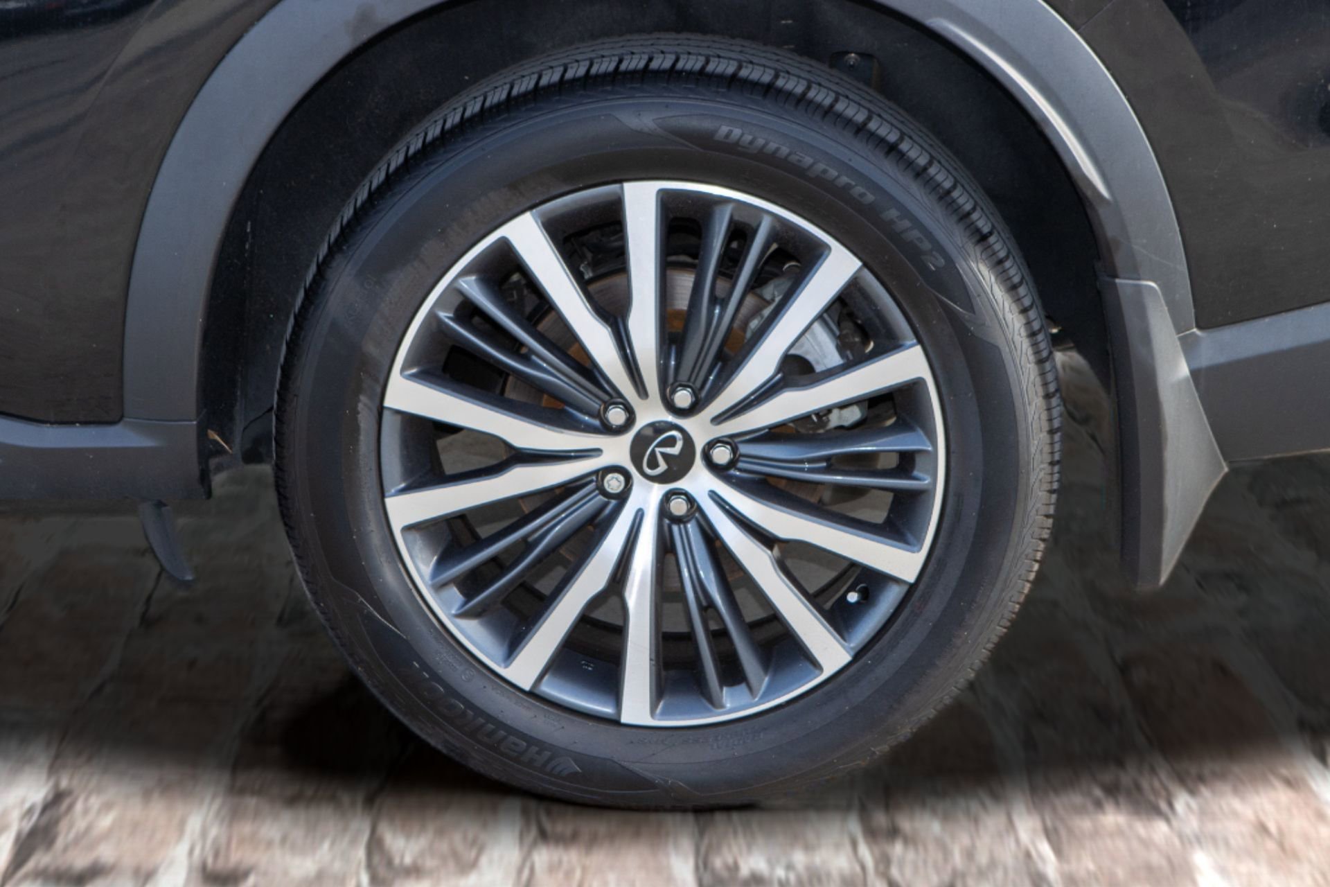 Used 2023 INFINITI QX60 Sensory w/ Cargo Package image 41