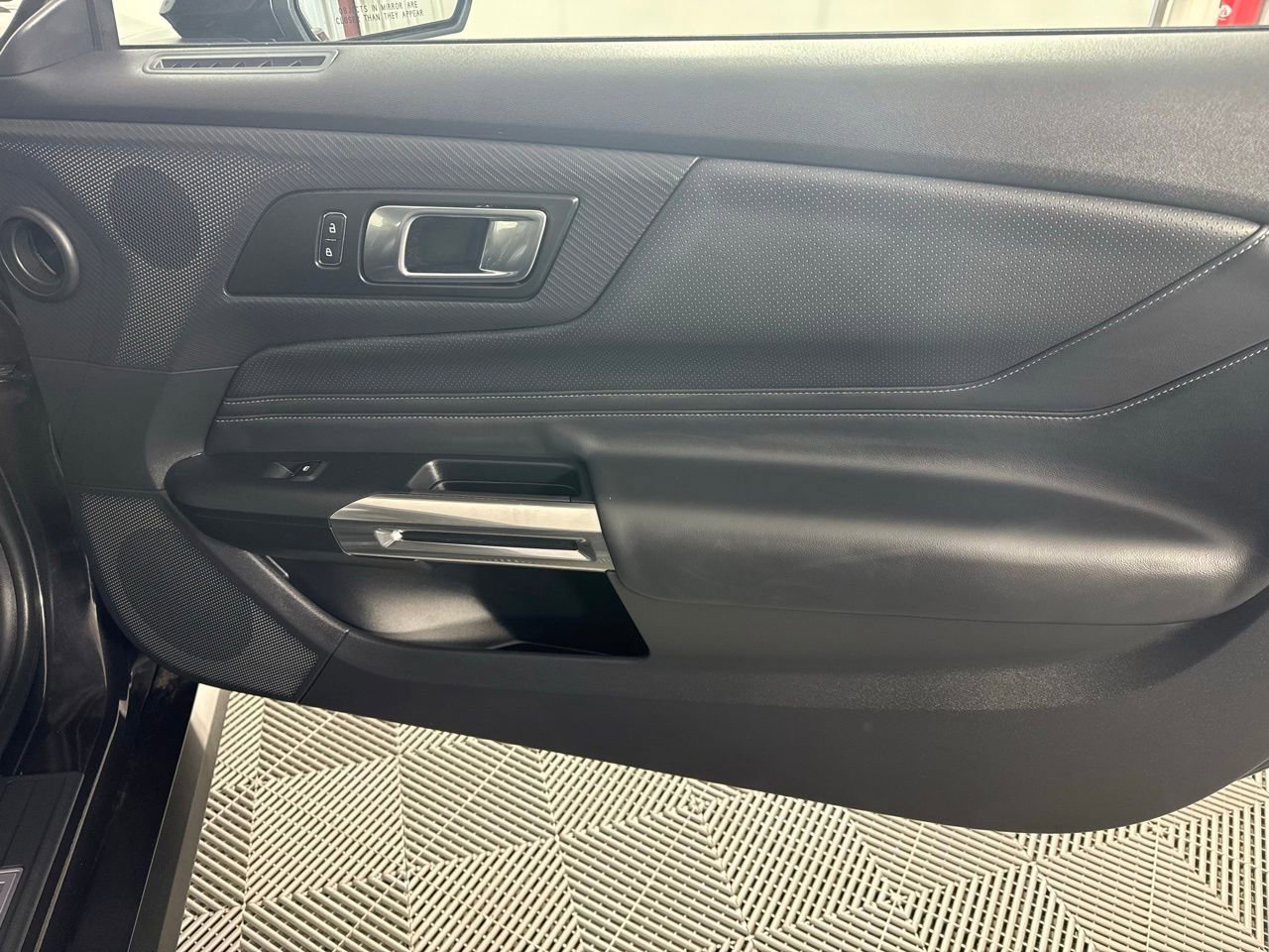 Used 2024 Ford Mustang GT Premium image 22