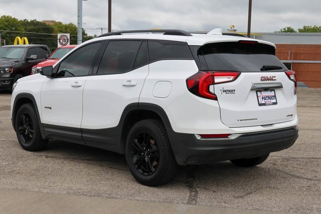 Used 2023 GMC Terrain AT4 image 5