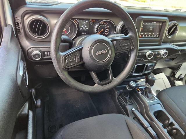 Used 2022 Jeep Wrangler Sport AWD/4WD image 10