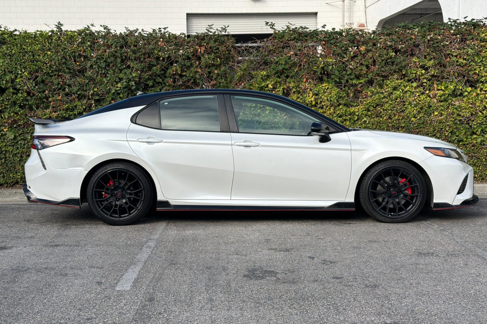 Used 2021 Toyota Camry TRD w/ TRD Package w/JBL Audio FWD image 3