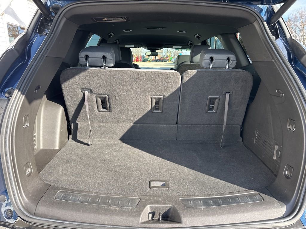 Certified 2023 Buick Enclave Essence image 35