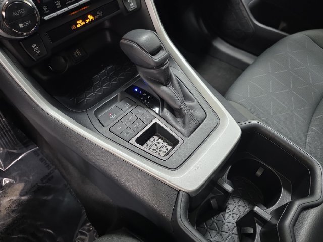 Certified 2025 Toyota RAV4 XLE AWD/4WD image 22