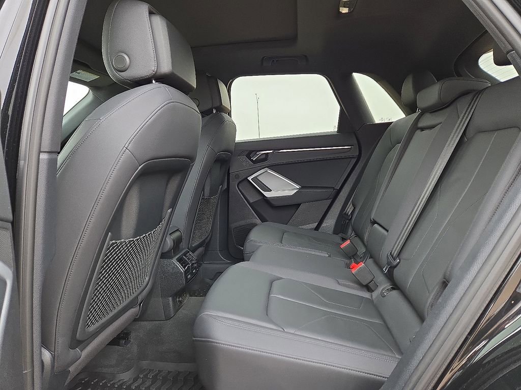 Used 2022 Audi Q3 2.0T Premium image 17