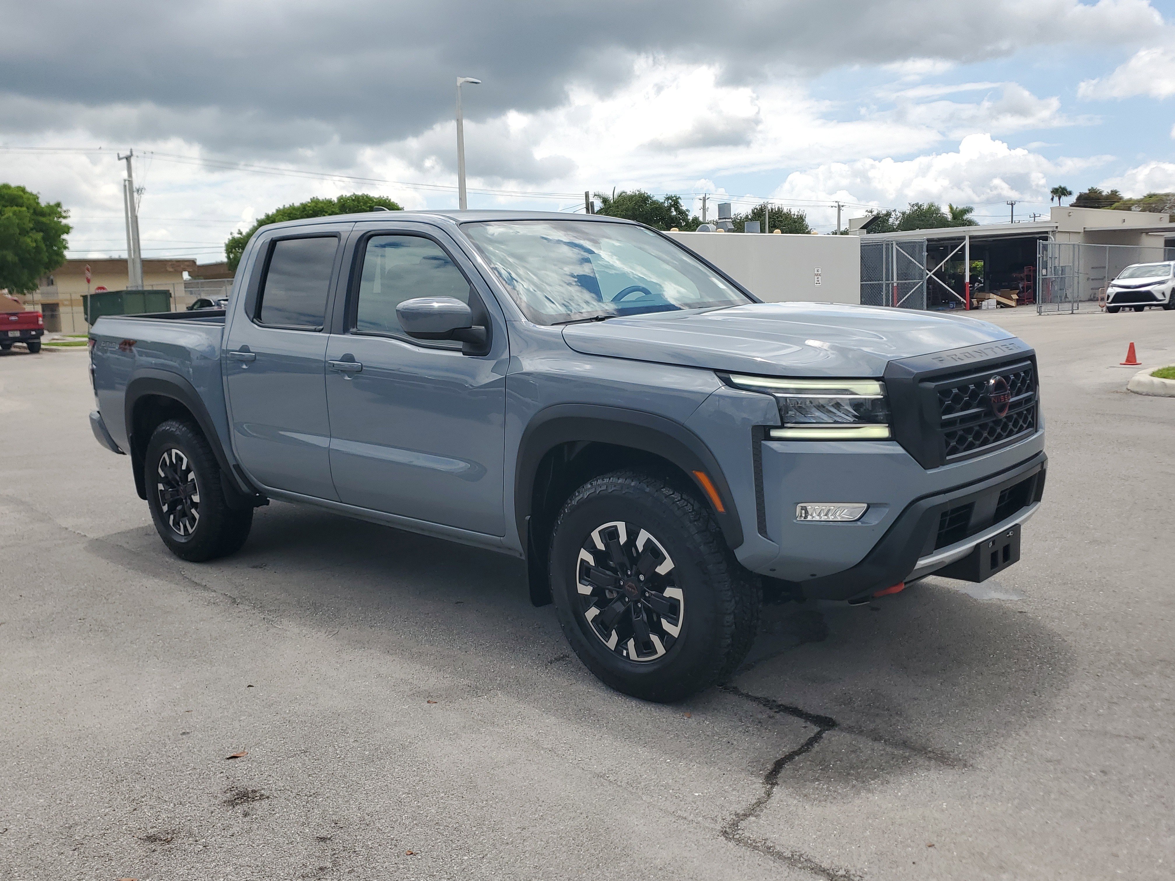 Certified 2024 Nissan Frontier PRO-4X w/ Off-Road Protection Package AWD/4WD image 3
