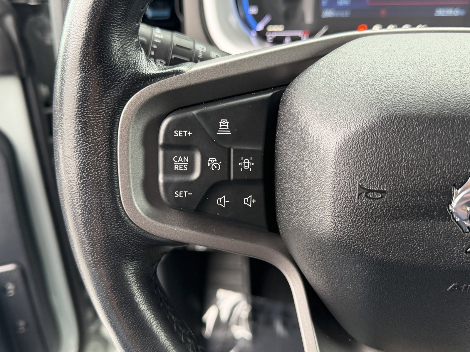 Used 2022 Ford Bronco Wildtrak image 22