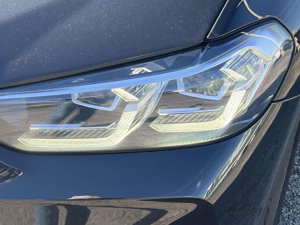 Used 2024 BMW X3 sDrive30i w/ Premium Package image 9