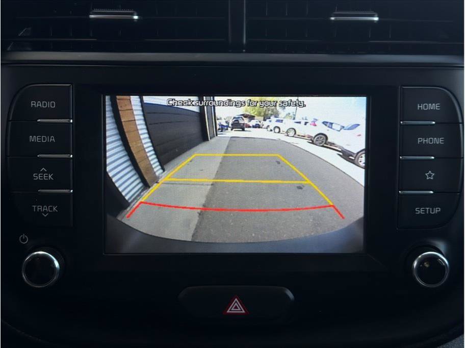 Used 2020 Kia Soul LX FWD image 18