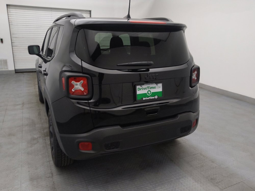 Used 2023 Jeep Renegade Latitude image 6
