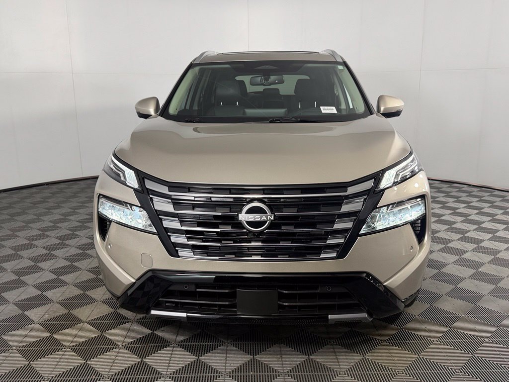 Used 2025 Nissan Rogue Platinum w/ Tech Package FWD image 6