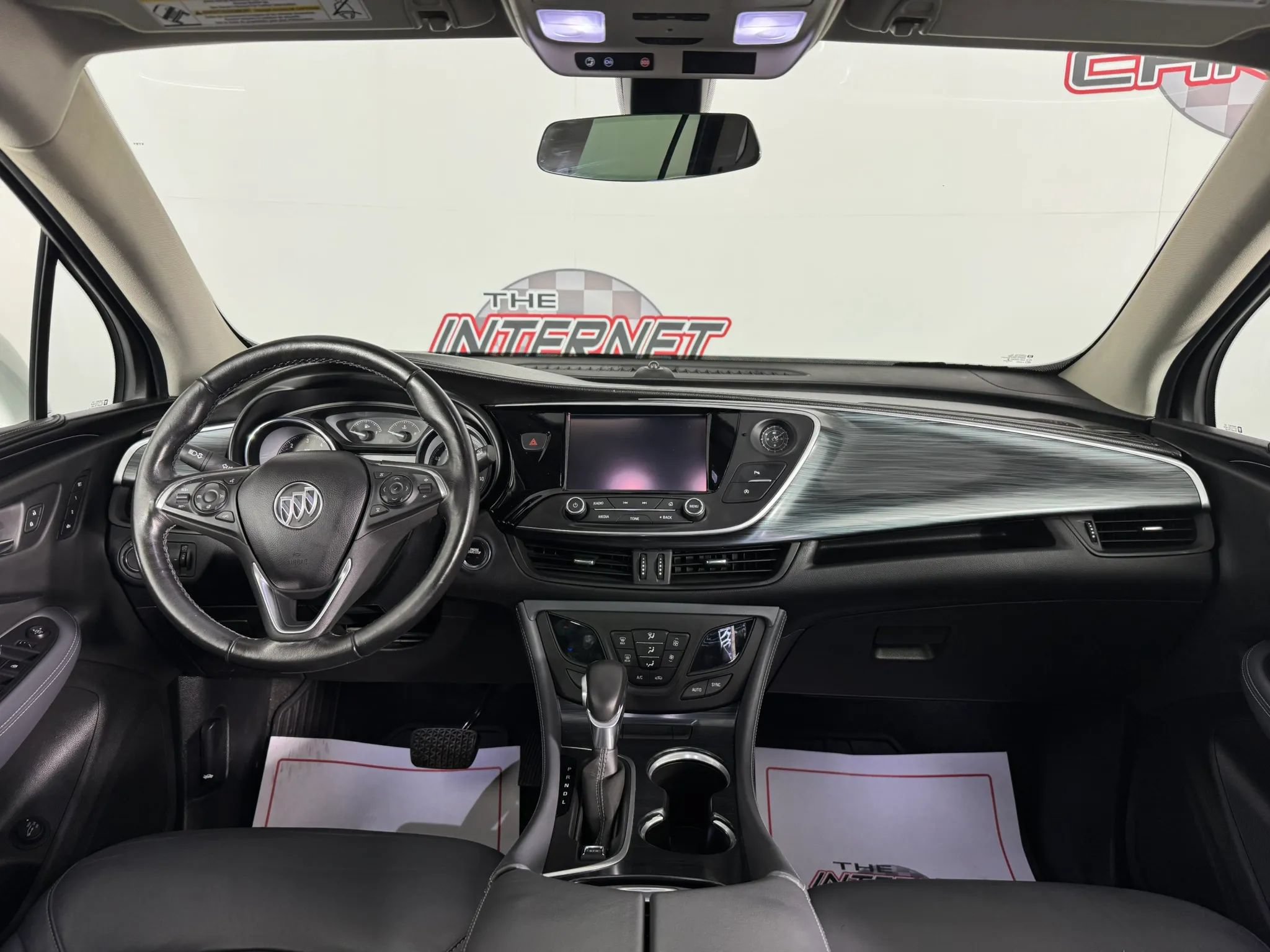 Used 2020 Buick Envision Essence FWD image 11