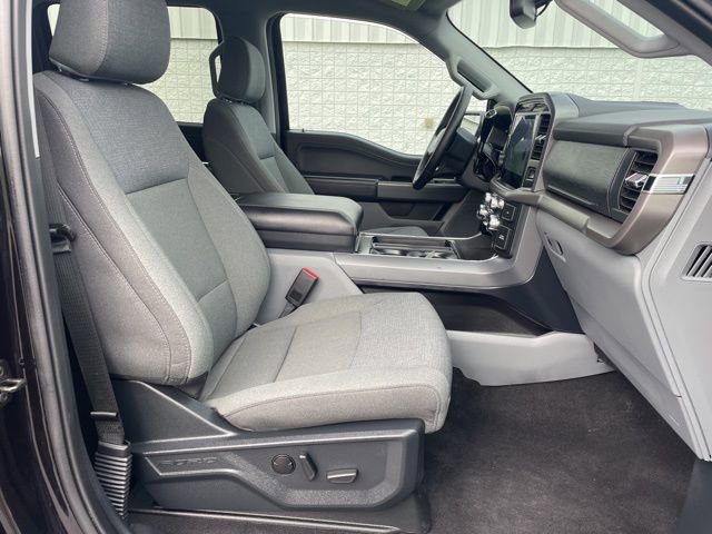 Used 2025 Ford F150 XLT w/ Equipment Group 302A MID image 15