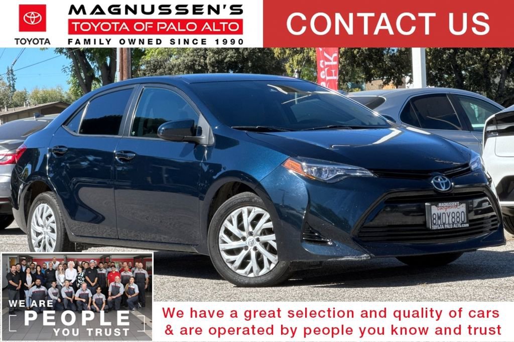 Used 2017 Toyota Corolla LE FWD image 1