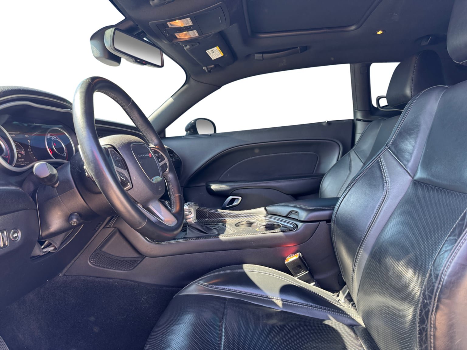Used 2015 Dodge Challenger R/T Plus RWD image 10