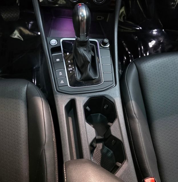 Used 2019 Volkswagen Jetta SEL image 23