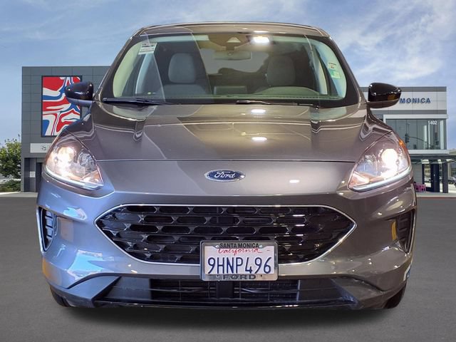 Certified 2022 Ford Escape SE w/ SE Sport Appearance Package FWD image 2