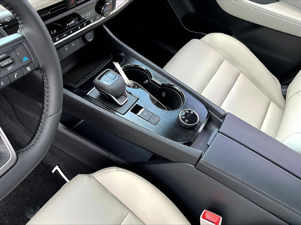 New 2026 Nissan Rogue Dark Armor AWD/4WD image 25