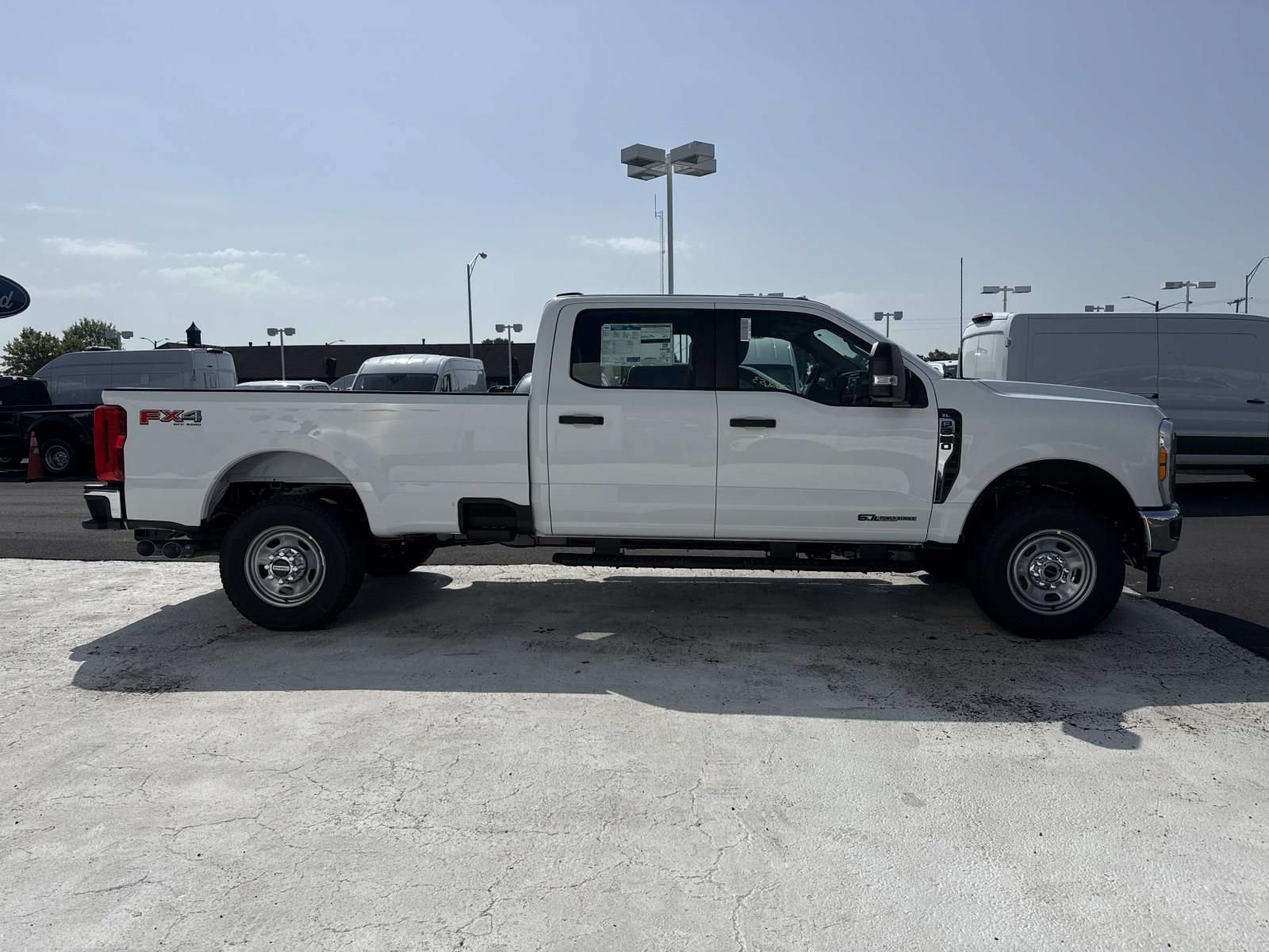 New 2026 Ford F350 XL w/ XL Driver Assist Package AWD/4WD image 2