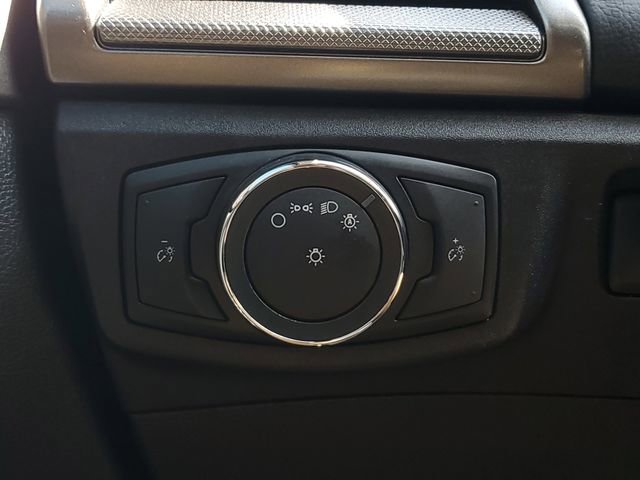 Used 2017 Ford Fusion SE w/ Fusion SE Technology Package image 34